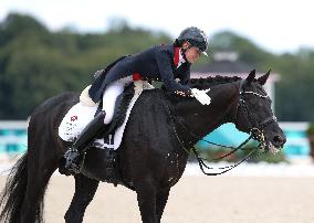 (PARIS2024)FRANCE-VERSAILLES-OLY-EQUESTRIAN