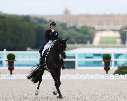 (PARIS2024)FRANCE-VERSAILLES-OLY-EQUESTRIAN