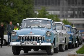 RUSSIA-MOSCOW-RETRO RALLY