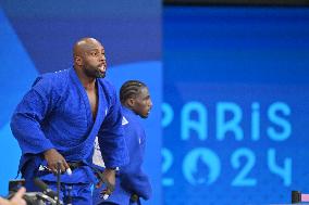 Paris 2024 - Teddy Riner reacts during Judo Mixed Team Final