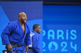 Paris 2024 - Teddy Riner reacts during Judo Mixed Team Final