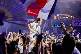 Camille Jedrzejewski Celebrates With Supporters At The Club France