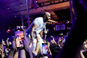 Teddy Riner Celebrate With Supporters At The Club France