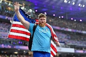 Paris 2024 - Gold medalist Ryan Crouser at Men's Shot Put Final