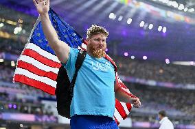 Paris 2024 - Gold medalist Ryan Crouser at Men's Shot Put Final