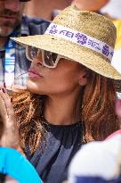 Paris 2024 - Eva Mendes and Ryan Gosling at Equestrian at Chateau de Versailles