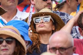 Paris 2024 - Eva Mendes and Ryan Gosling at Equestrian at Chateau de Versailles