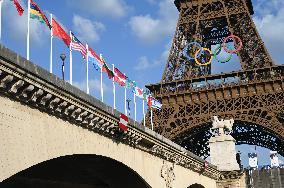 Paris 2024 - Illustration View Of The Seine By Boat