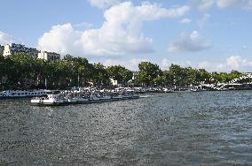 Paris 2024 - Illustration View Of The Seine By Boat