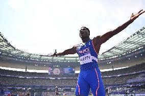 Paris 2024 - Makenson Gletty of France competes during the men's decathlon