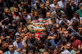 Funeral of Palestinian paramedic to wounds by Israeli attack - West Bank