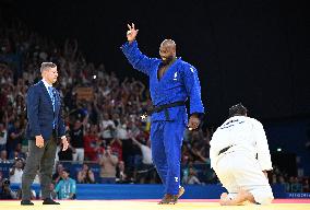 Paris 2024 - France Judo team wins Gold