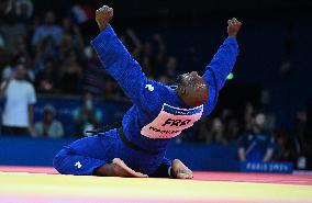 Paris 2024 - France Judo team wins Gold