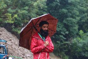 Srinagar-Leh Highway Closed As Cloudburst Triggers Mudslides In Ganderbal