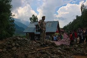 Srinagar-Leh Highway Closed As Cloudburst Triggers Mudslides In Ganderbal