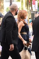 Paris 2024 - Ryan Gosling, Eva Mendes And Daughters Arrive At Bercy Arena