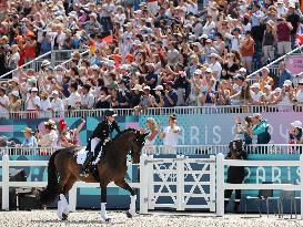 (PARIS2024)FRANCE-VERSAILLES-OLY-EQUESTRIAN