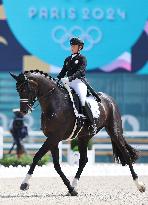 (PARIS2024)FRANCE-VERSAILLES-OLY-EQUESTRIAN