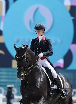 (PARIS2024)FRANCE-VERSAILLES-OLY-EQUESTRIAN