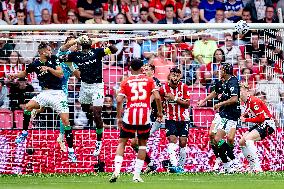 PSV Eindhoven v Feyenoord Rotterdam - Pre-Season Friendly