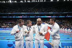 Paris 2024 - 4x100 Medley Relay - Team France Wins Bronze