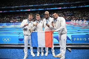 Paris 2024 - 4x100 Medley Relay - Team France Wins Bronze