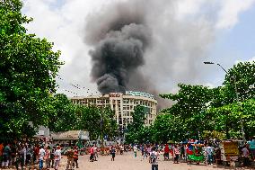 Nearly 100 Killed As Violent Protests Rock Bangladesh