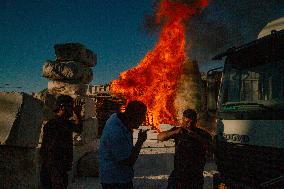 Settlers Set Fire To Palestinian Properties - Nablus