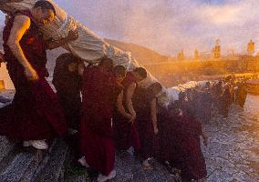 Traditional Shoton Festival Begins In Lhasa - China