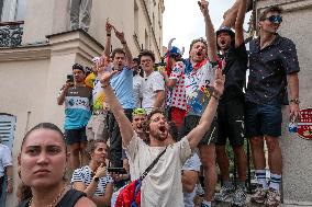 Paris 2024 - Fans Cheer During The Men's Road Race