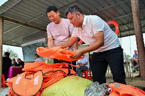 CHINA-XINJIANG-TARIM RIVER-FLOOD CONTROL-WATER LEVEL ALERT  (CN)