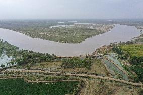 CHINA-XINJIANG-TARIM RIVER-FLOOD CONTROL-WATER LEVEL ALERT  (CN)