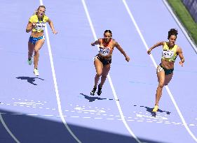 (PARIS2024) FRANCE-PARIS-OLY-ATHLETICS-200M-WOMEN