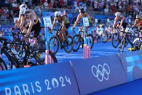 (PARIS2024)FRANCE-PARIS-OLY-TRIATHLON