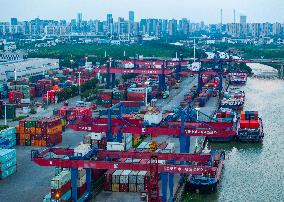 Beijing-Hangzhou Canal Water Transport