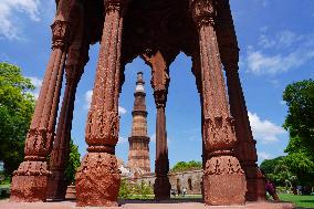 INDIA-NEW DELHI-QUTB MINAR