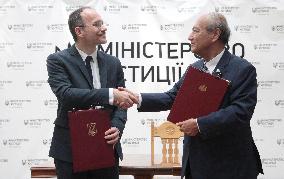 Justice Ministries of Ukraine and Japan ink cooperation memorandum in Kyiv