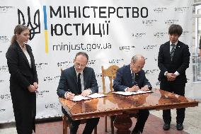 Justice Ministries of Ukraine and Japan ink cooperation memorandum in Kyiv