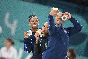 Paris 2024 - Gymnastics Floor - Podium Ceremony