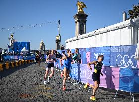 Paris 2024 - Mixed Relay Triathlon Illustrations