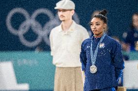 Paris 2024 - Gymnastics Floor - Podium Ceremony