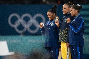 Paris 2024 - Gymnastics Floor - Podium Ceremony