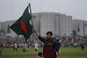 People Celebrates In Bangladesh