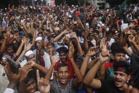 People Celebrates In Bangladesh