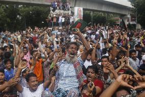 People Celebrates In Bangladesh