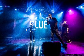 Blue Perform In Milan