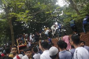 People Celebrates In Bangladesh