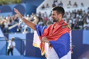 Paris 2024 - Fans welcome medalists at the Parc des Champions in Paris