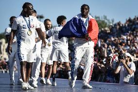 Paris 2024 - Fans welcome medalists at the Parc des Champions in Paris