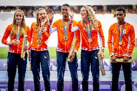 Paris 2024 - 4x400m Mixed Relay Medal Presentation